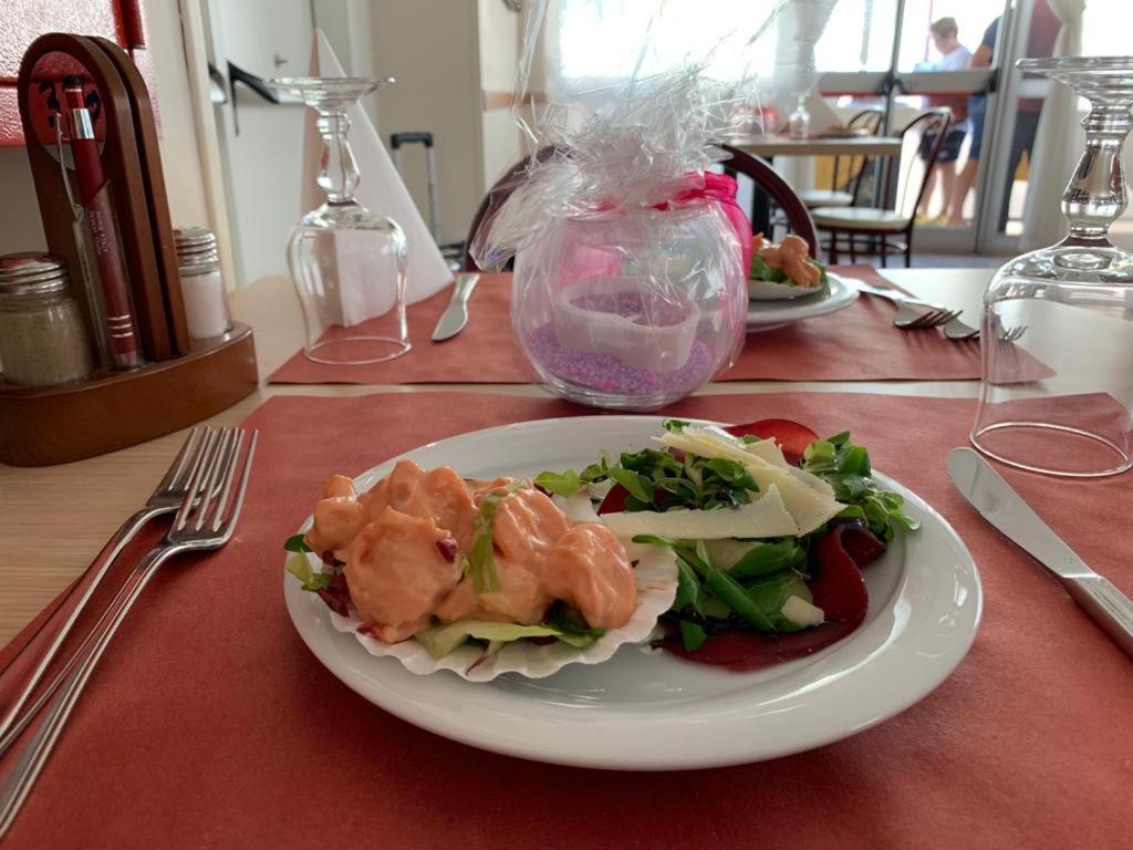 Oasi Del Mare Hotel Rimini Eksteriør billede