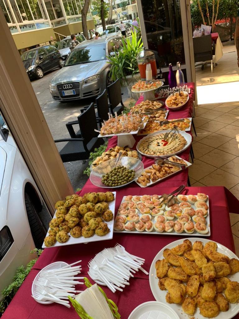 Oasi Del Mare Hotel Rimini Eksteriør billede