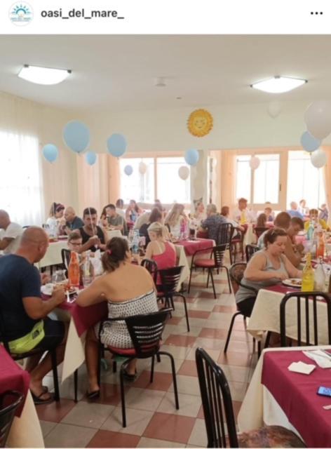 Oasi Del Mare Hotel Rimini Eksteriør billede