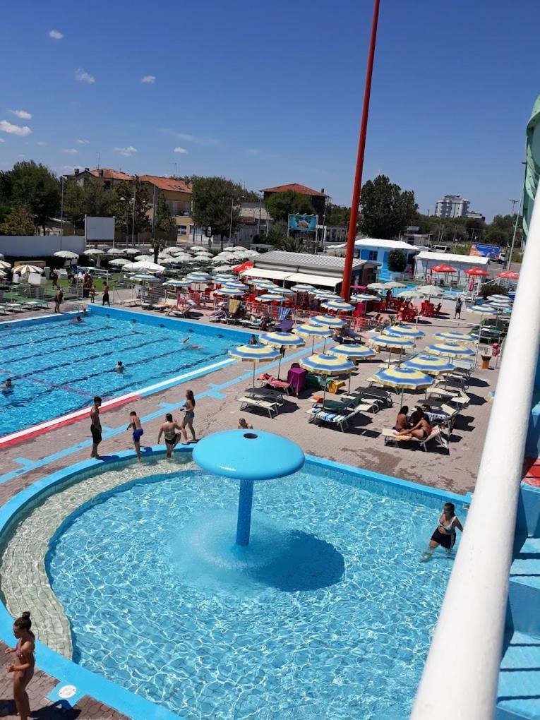 Oasi Del Mare Hotel Rimini Eksteriør billede